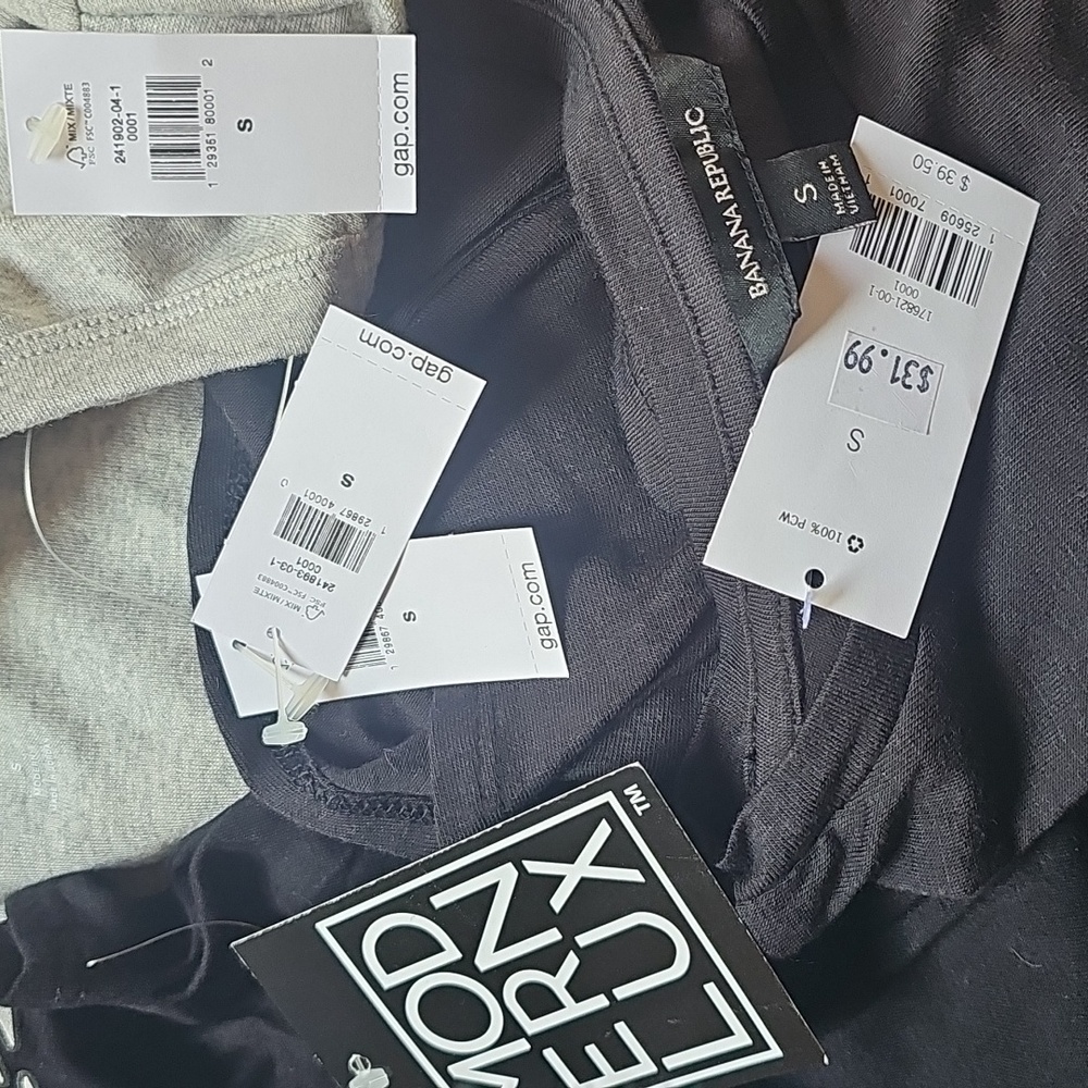 Lot of 5 GAP Banana Republic Black and Gray T-Shirt S - Picture 2 of 6